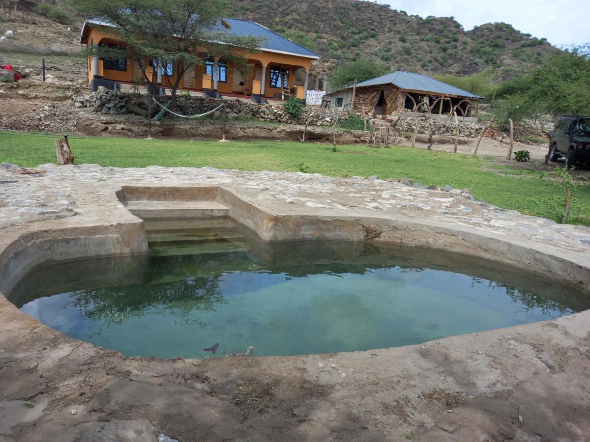 Lake Natron Maasai Guesthouse Mtowabaga Exterior foto