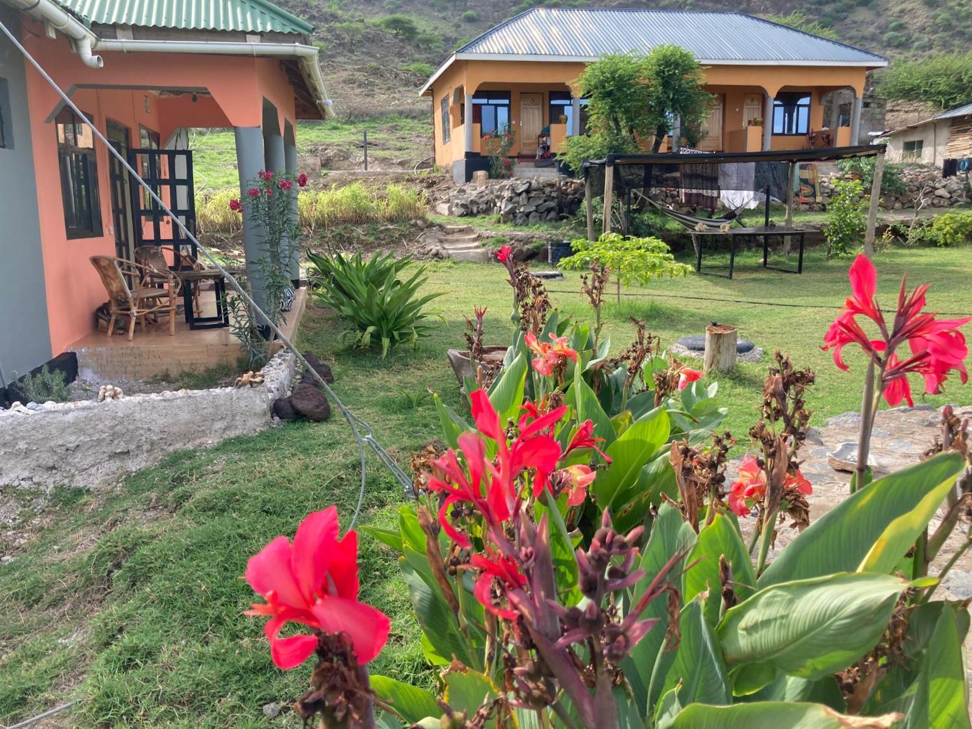 Lake Natron Maasai Guesthouse Mtowabaga Exterior foto